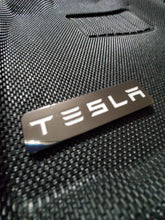 Load image into Gallery viewer, Model S/3/X 3D MaxPider Replacement Badges

